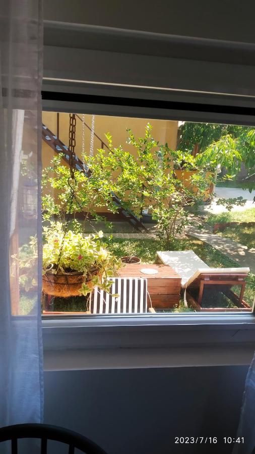 Apartman Stara Tresnja Kladovo Exterior photo